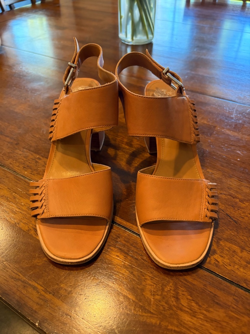 Vince Camuto Karmelo Block Heel Leather Sandal, Tan, 8.5 - Picture 4 of 9